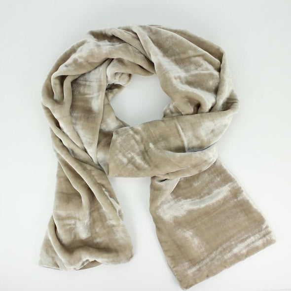 Oblong Scarf in Silk Velvet